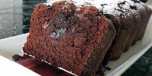 Cake Moelleux au Chocolat et Noisettes Entières Fourré au Nutella Chaud