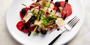 Photo de la Recette: Carpaccio de Boeuf et copeaux de Cheddar