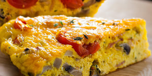 Photo de la Recette: Frittata aux Champignons, Tomates Cerises, Bacon et Thym