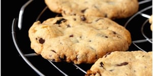 Photo de la Recette: Cookies aux Pépites de Chocolat et Raisins Secs