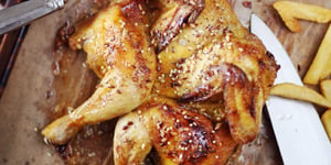 Photo de la Recette: Coquelet en Crapaudine – Moutarde et Sésame