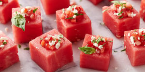 Photo de la Recette: Coupes de Melon D’eau aux Fraises et au Basilic