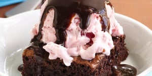 Coupes Glacées aux Brownies Suprêmes