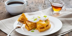 Crêpes aux Patates Douces avec Oeufs Pochés