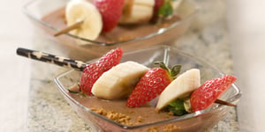 Photo de la Recette: Crème Anglaise Chocolat Spéculoos et Brochettes de Fruits