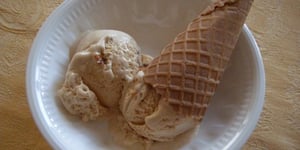 Photo de la Recette: CRÈME GLACÉE À LA BANANE ET SA CONFITURE DU LAIT