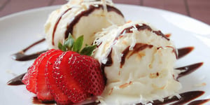 Crème Glacée Onctueuse à la Noix de Coco