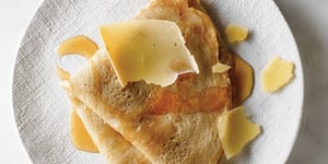 Photo de la Recette: CRÊPES AUX POIRES ET À L’ÉRABLE