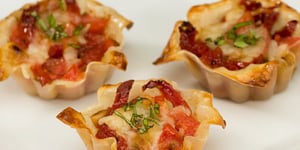 Photo de la Recette: BOUCHÉES AUX TOMATES ET AU BLACKBURN