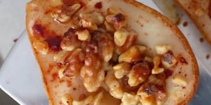 Photo de la Recette: Des Poires au Four aux Noix et au Miel