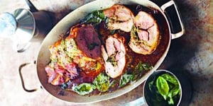 Épaule D'agneau Roulée au Pesto