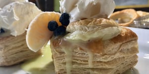 Photo de la Recette: Feuilleté Citron-Lime Fruits et Crème Fouettée