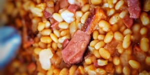Fèves au Lard à L’érable et Pomme D’Éric Larouche