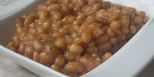 Fèves au Lard au Sirop D'érable à la Mijoteuse
