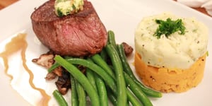 Photo de la Recette: FILET DE BOEUF ET BEURRE COMPOSÉ