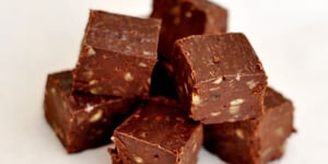 Sans Gluten: Fudge au Chocolat, Noix et Sucre D'érable