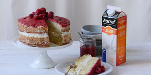 Photo de la Recette: Gâteau aux Pommes et Glaçage aux Framboises