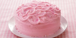 Gâteau Étagé au Champagne Rose