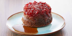 Gâteaux au Gingembre et aux Canneberges et Sauce au Caramel au Beurre