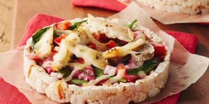 Photo de la Recette: GALETTE DE RIZ AU POULET FAÇON PIZZA