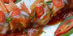 Photo de la Recette: Gambas Épicées sur Lit de Compote au Curry (menu St-Valentin)