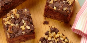 Photo de la Recette: GÂTEAU AU CHOCOLAT À LA COMPOTE DE POMMES