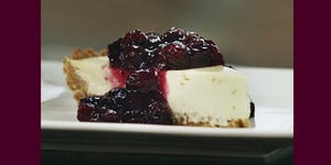 Photo de la Recette: Gâteau au Fromage Quark et au Yogourt Garni de Confiture de Bleuets