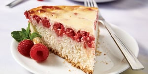 Photo de la Recette: Gâteau au Yogourt et aux Petits Fruits