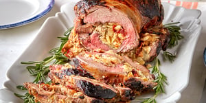 Gigot D’agneau à la Grecque