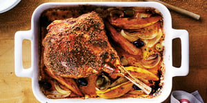 Gigot D'agneau et Legumes Caramelises