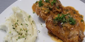Hauts de Cuisses de Poulet aux Échalotes au Vinaigre de Vin Rouge