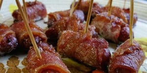 Hors-d’oeuvres de Saucisses et de Bacon