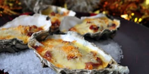 Huitres Gratinées au Chorizo et Sabayon au Prosecco