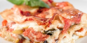 Photo de la Recette: LASAGNE VÉGÉTARIENNE AUX MIGNERON DE CHARLEVOIX ET NOYAN