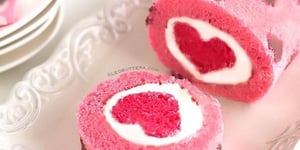LE GÂTEAU ROULÉ! Y'A DE L'AMOUR PARTOUT PARTOUT