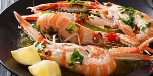 Les Langoustines Poêlées à L'ail et au Beurre