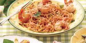 Photo de la Recette: Linguine aux Crevettes à la Sauce Tomate Crémeuse