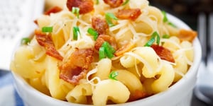 Macaroni et Fromage Cuit avec du Bacon