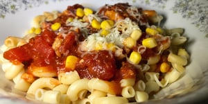 Macaroni Sauce Tomates et Boulettes à la Viande