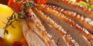 Magrets de Canard Marinés, ses Légumes et sa Sauce Soja, Miel et Épices