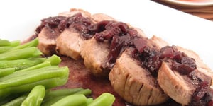 Médaillons de Porc à la Sauce aux Bleuets