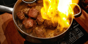 Mignons de Porc Flambés (sauce champignons & whisky à l'érable)