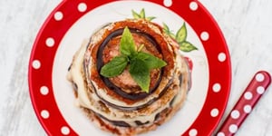 Photo de la Recette: Mille-feuille au Poivron Aubergine et Parmesan