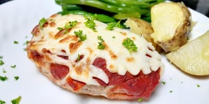 Photo de la Recette: MINI-PAINS DE VIANDE PARMIGIANA