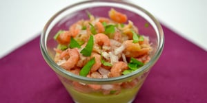 Photo de la Recette: Mise en Bouche à L’avocat, Yaourt et Crevettes Grises avec ou sans Siphon…