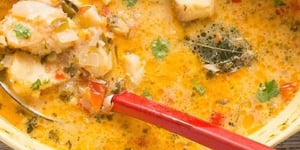 Photo de la Recette: Moqueca (mijoté de fruits de mer de tomates de coriandre et de lait de coco)