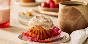 Photo de la Recette: Muffins à la Citrouille et aux Épices avec Tartinade au Fromage à la Crème à L’érable