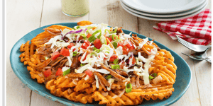 Photo de la Recette: Nachos au Porc Effiloché et aux Frites Gaufrées Épicées