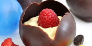 Oeufs au Chocolat Fourrés à la Crème
