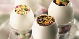 Oeufs de Pâques aux 3 chocolats